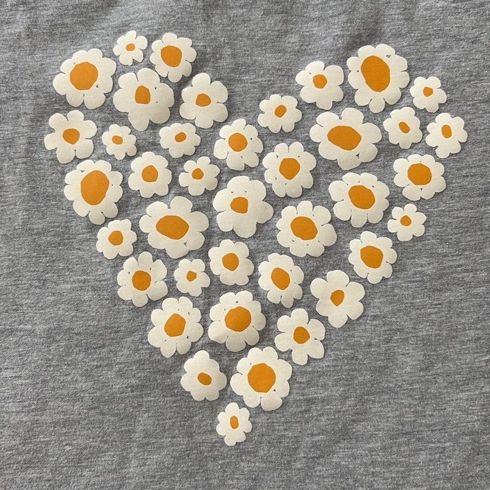 Cat & Jack | Girls Heart Shirt Bundle - Picture 4 of 11
